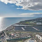 With Terrace, Parking, Pool And A C - Horus 1 Torre Del Mar