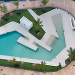 With Terrace, Parking, Pool And A C - Horus 1 * Torre Del Mar