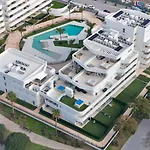 With Terrace, Parking, Pool And A C - Horus 1 Torre Del Mar